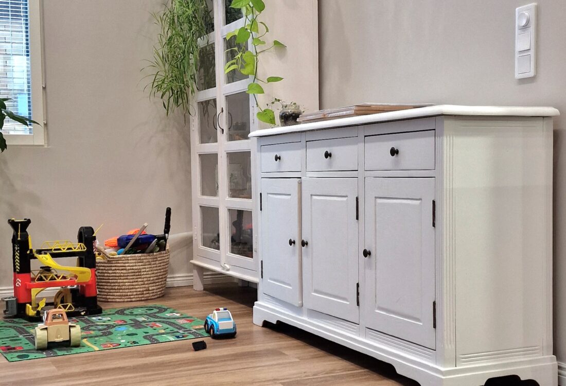 Niinisaari vinyylilankku.